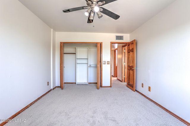 6610 E Circulo Invierno, Tucson, AZ 85750