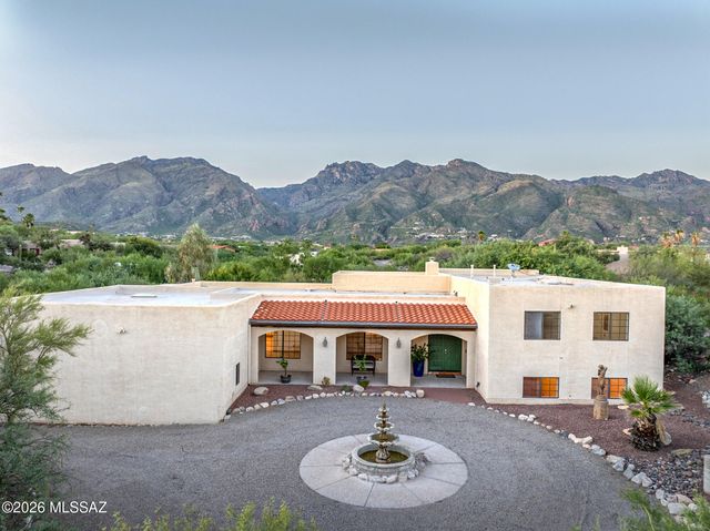 6610 E Circulo Invierno, Tucson, AZ 85750
