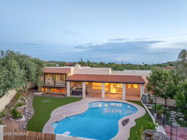 6610 E Circulo Invierno, Tucson, AZ 85750