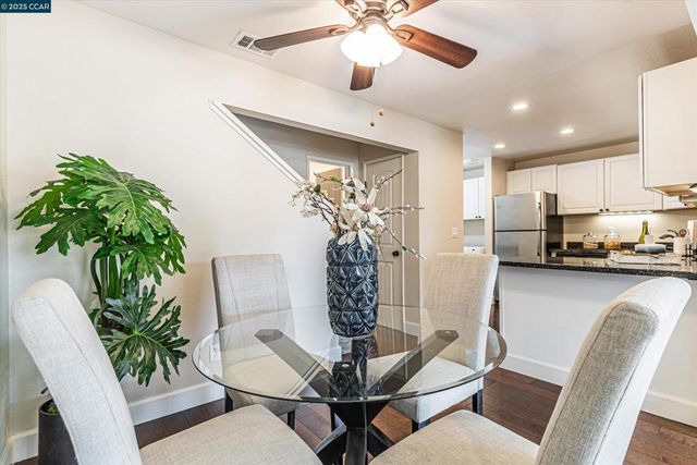 5055 Valley Crest Dr 196, Concord, CA 94521