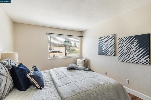 5055 Valley Crest Dr 196, Concord, CA 94521