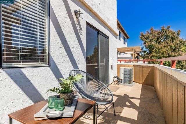 5055 Valley Crest Dr 196, Concord, CA 94521