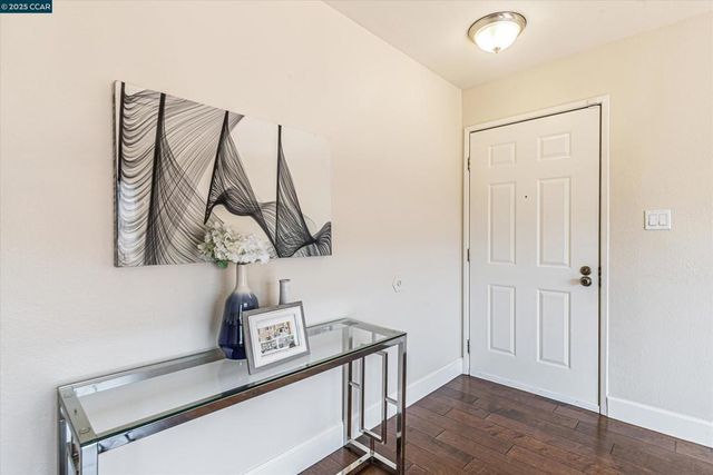 5055 Valley Crest Dr 196, Concord, CA 94521