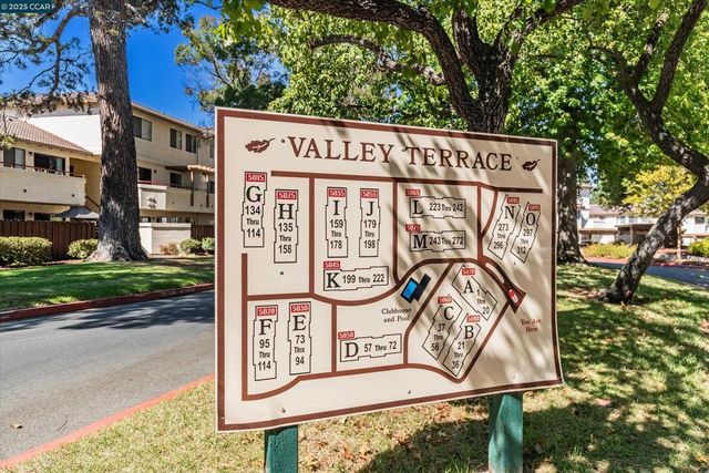 5055 Valley Crest Dr 196, Concord, CA 94521