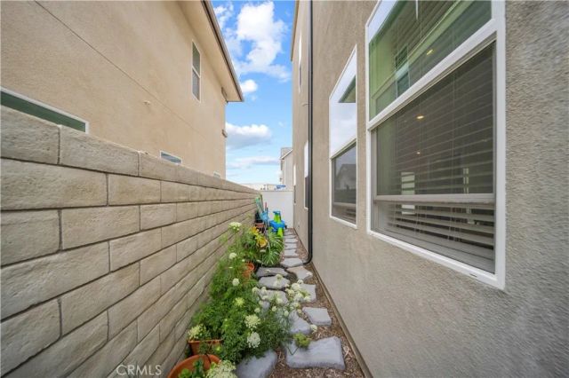 27014 Goldfields Court, Valencia, CA 91381