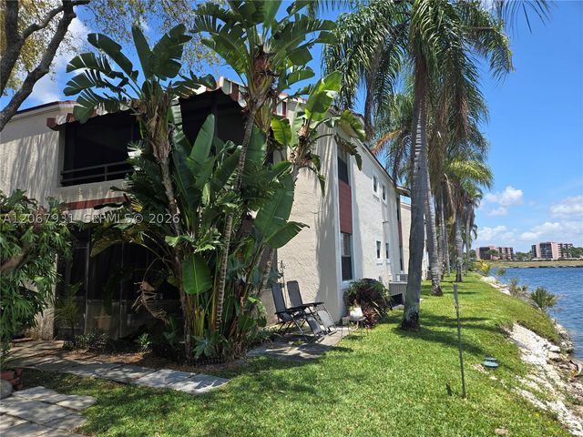 20145 NE 3rd Ct 12, Miami, FL 33179