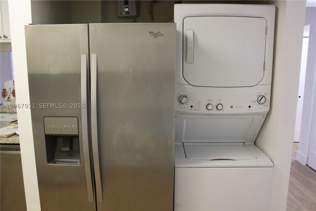 20145 NE 3rd Ct 12, Miami, FL 33179
