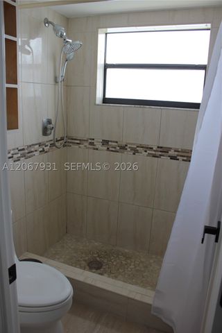 20145 NE 3rd Ct 12, Miami, FL 33179