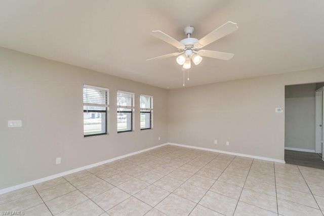 1009 Nicholas PKWY W, Cape Coral, FL 33991