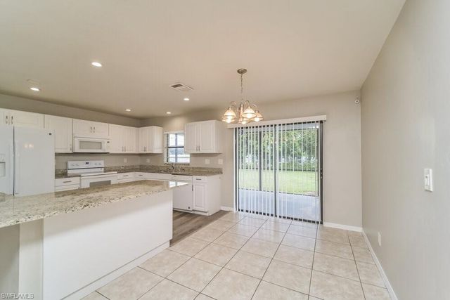 1009 Nicholas PKWY W, Cape Coral, FL 33991