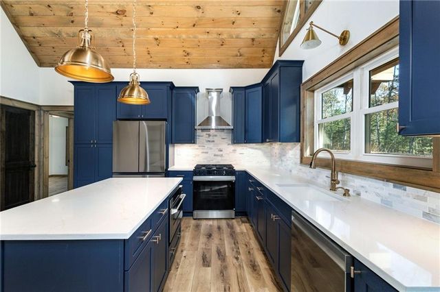 456 Back Pine Way, Ellijay, GA 30536