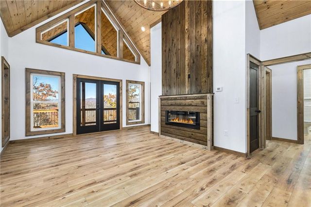 456 Back Pine Way, Ellijay, GA 30536