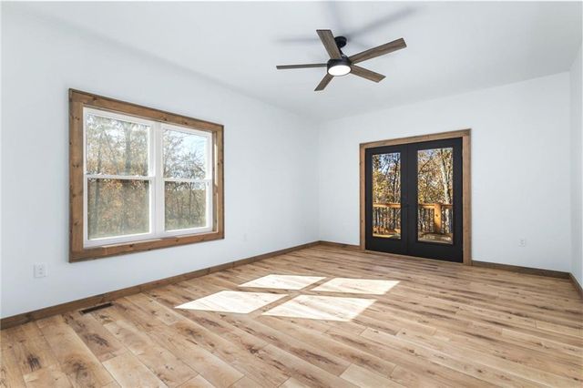 456 Back Pine Way, Ellijay, GA 30536