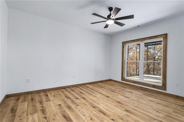 456 Back Pine Way, Ellijay, GA 30536