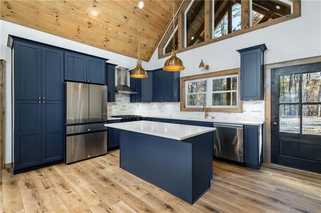 456 Back Pine Way, Ellijay, GA 30536