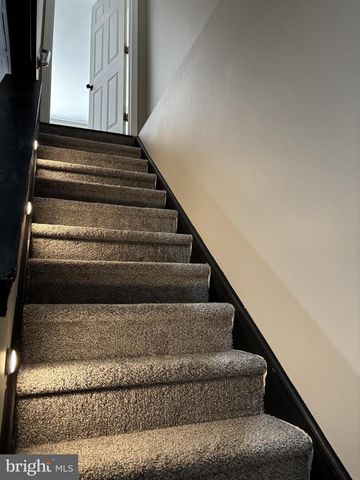 38 WOODS EDGE CT, Stafford, VA 22554