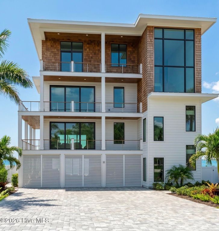104 Seapath Estates Drive, Wrightsville Beach, NC 28480