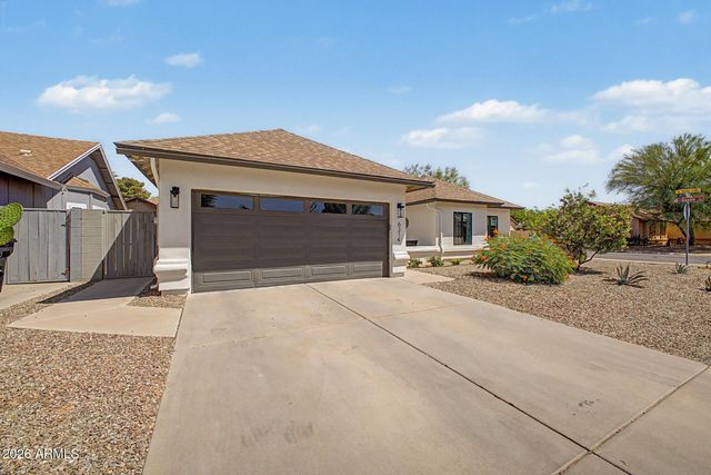 6314 W Del Rio Street, Chandler, AZ 85226