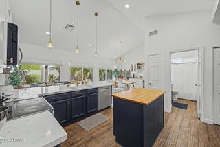 6314 W Del Rio Street, Chandler, AZ 85226