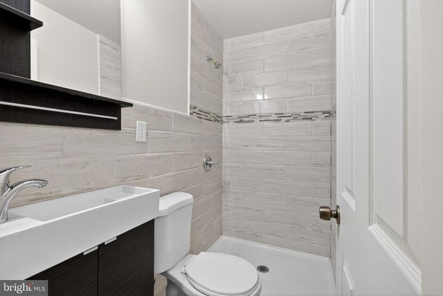 404 W WINONA ST, Philadelphia, PA 19144