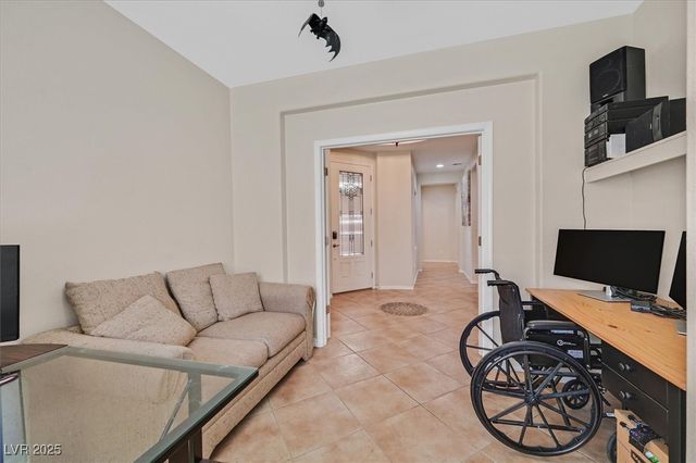 7341 Royal Melbourne Drive, Las Vegas, NV 89131