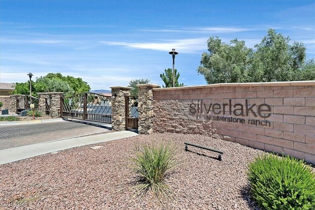 7341 Royal Melbourne Drive, Las Vegas, NV 89131