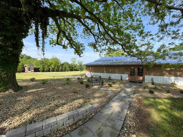 10049 Old White Horse Road, Greenville, SC 29617