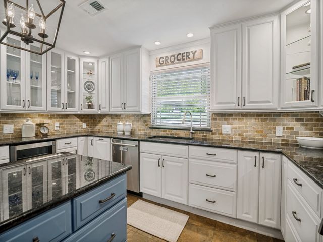 2708 Rockbrook Drive, Plano, TX 75074