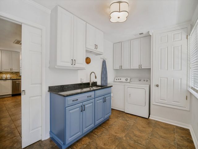 2708 Rockbrook Drive, Plano, TX 75074