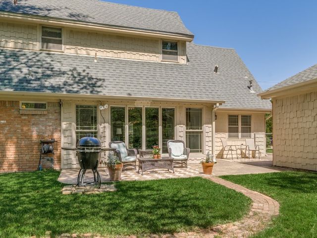 2708 Rockbrook Drive, Plano, TX 75074