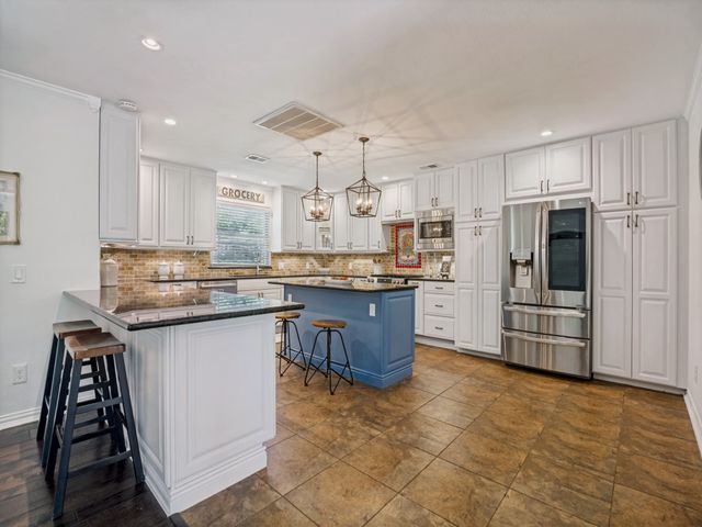 2708 Rockbrook Drive, Plano, TX 75074