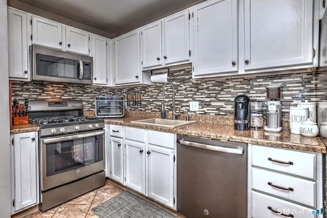38 Glenrock 38, Norwalk, CT 06850