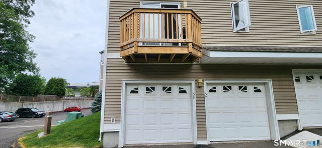 38 Glenrock 38, Norwalk, CT 06850