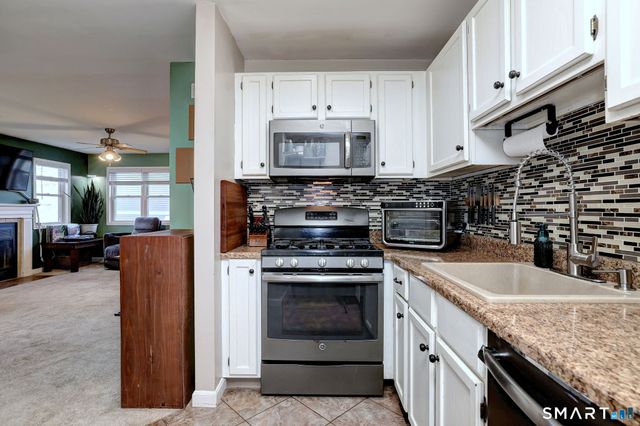 38 Glenrock 38, Norwalk, CT 06850