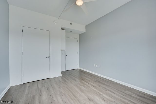 1 Carriage City Plz 1513, Rahway City, NJ 07065