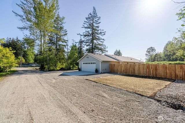 4392 Birch Bay Lynden Rd, Blaine, WA 98230
