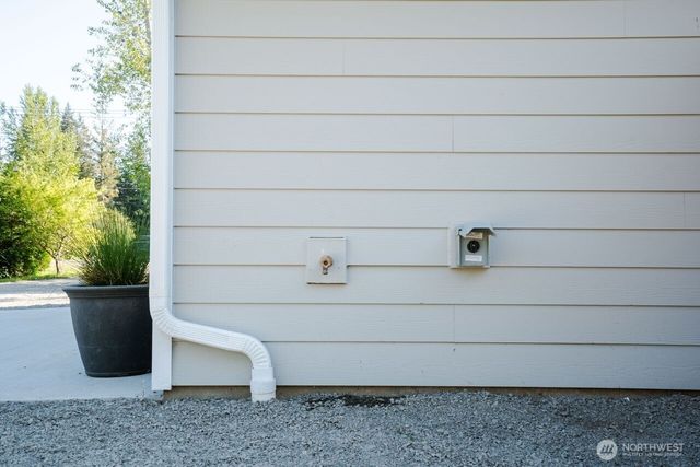 4392 Birch Bay Lynden Rd, Blaine, WA 98230