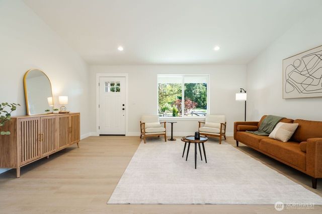 4392 Birch Bay Lynden Rd, Blaine, WA 98230