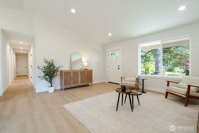4392 Birch Bay Lynden Rd, Blaine, WA 98230