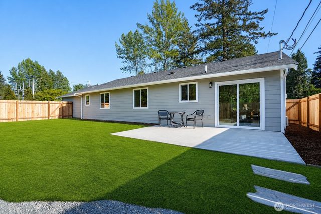 4392 Birch Bay Lynden Rd, Blaine, WA 98230
