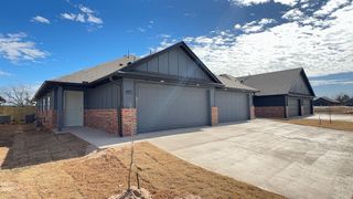11426 University Drive, Oklahoma City, OK 73114