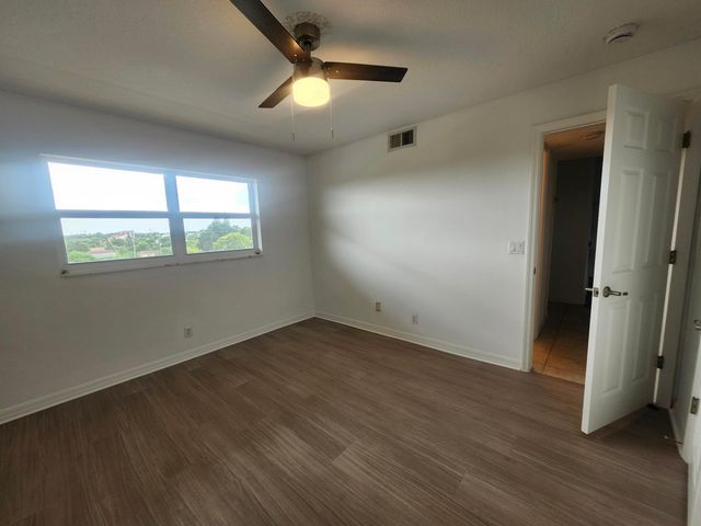 2600 NE 1st Lane 402, Boynton Beach, FL 33435