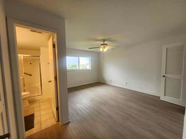 2600 NE 1st Lane 402, Boynton Beach, FL 33435