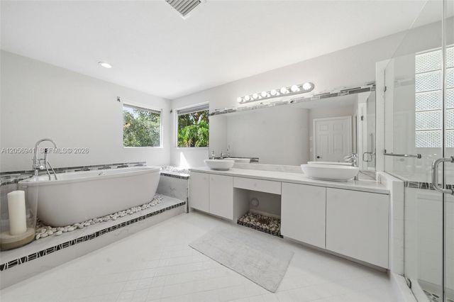11070 Minneapolis Dr, Cooper City, FL 33026