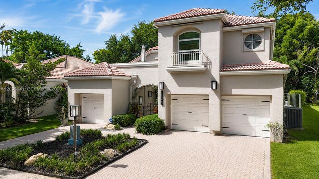 11070 Minneapolis Dr, Cooper City, FL 33026