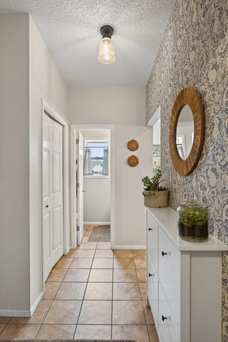 6698 Mackenzie Avenue NE, Albertville, MN 55301