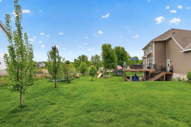 6698 Mackenzie Avenue NE, Albertville, MN 55301