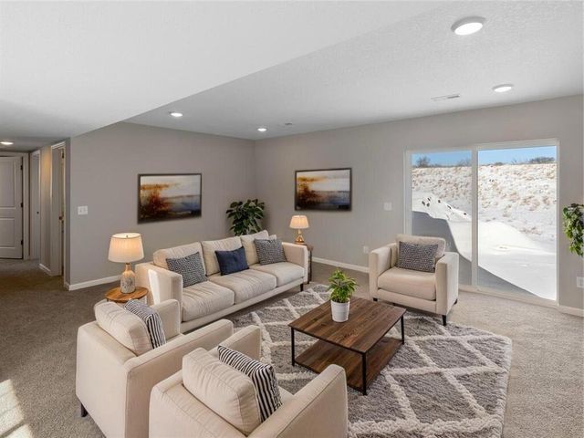 37547 Greenway Avenue, North Branch, MN 55056