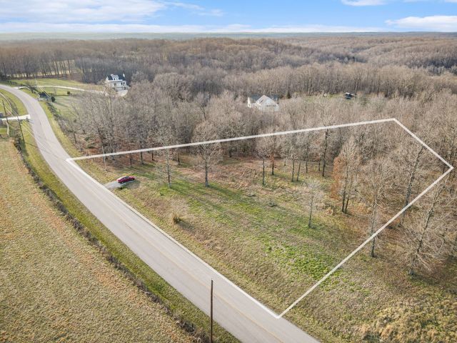 7850 W Lick Creek Rd, Primm Springs, TN 38476