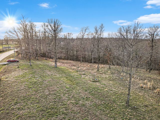 7850 W Lick Creek Rd, Primm Springs, TN 38476